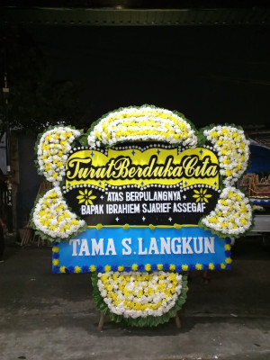 Papan Bunga Duka di Gianyar